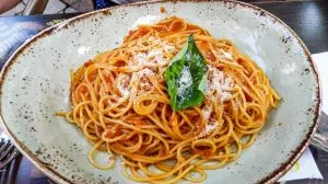 Spaghetti al Pomodoro Spaghetti al Pomodoro