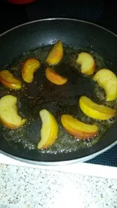 Aepfel schmoren