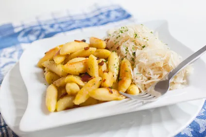 Fingernudeln mit Sauerkraut Fingernudeln Mit Sauerkraut