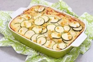 Kartoffel Zucchini Auflauf ist rasch zubereitet und schmeckt wunderbar