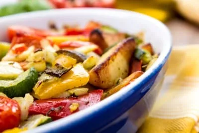 Ofengemüse Buntes Ofengemüse ist ein ganz schnelles und einfaches Rezept