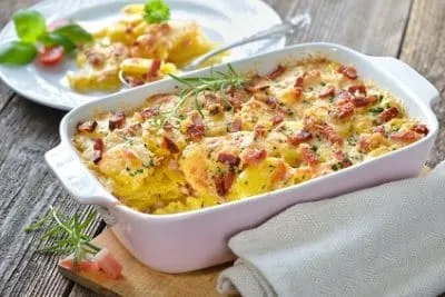 Röstiauflauf Der Röstiauflauf ist sehr leicht herzustellen und schmeckt unglaublich lecker