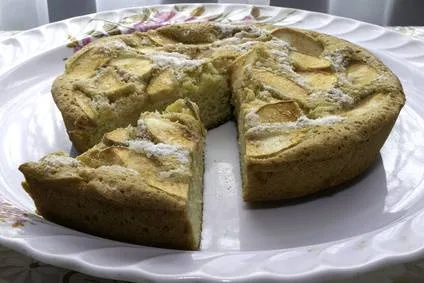 einfach saftiger Apfelkuchen Einfacher Apfelkuchen 1
