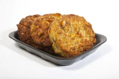 Kaspressknödel Diese Knödel kann man in einer Suppe servieren oder mit verschiedensten Salaten essen
