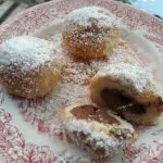 süße Nougatknödel süße Nougatknödel