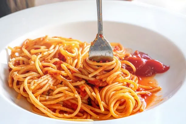 Nudeln mit Ketchup Nudeln mit Ketchup ist ein klassisches Arme Leute Essen