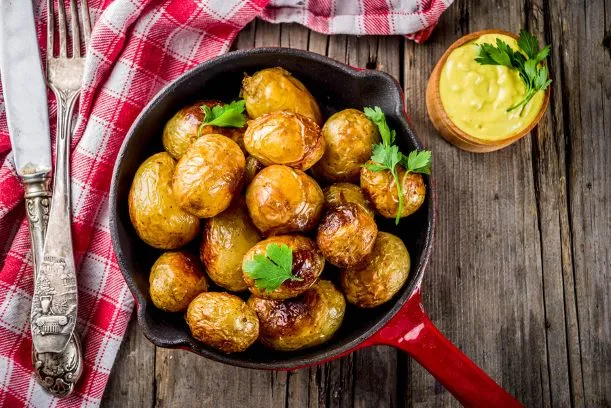 Ofenkartoffeln mit Käsesoße Ofenkartoffeln Mit Käsesoße