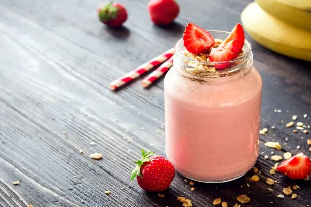 Bananen Erdbeer Smoothie schnell gemixt und schmeckt so lecker