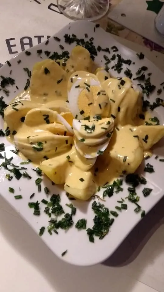 Salzkartoffeln mit Senfeier ein Rezept aus der ehemaligen DDR