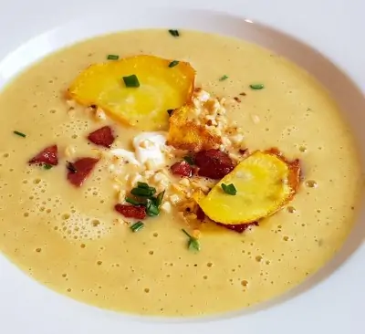 gelbe Bete Suppe Eine wunderbar wärmende Suppe für kalte Wintertage