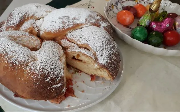 Osterkranz Ines Palta hat für uns heute einen Osterkranz gemacht