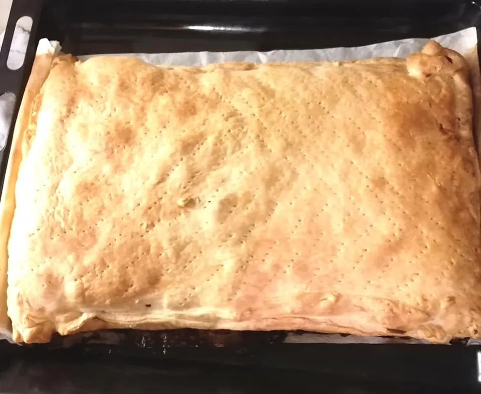 Apfelkuchen mit Volkornbiskotten Eine besonders originelle Art Apfelkuchen zu machen