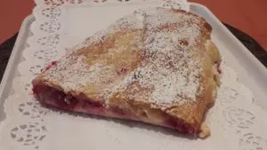 Himbeer Topfenstrudel Himbeer Topfenstrudel