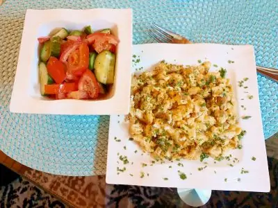 Eierspeise mit gemischten Salat Eierspeise Mit Gemischten Salat
