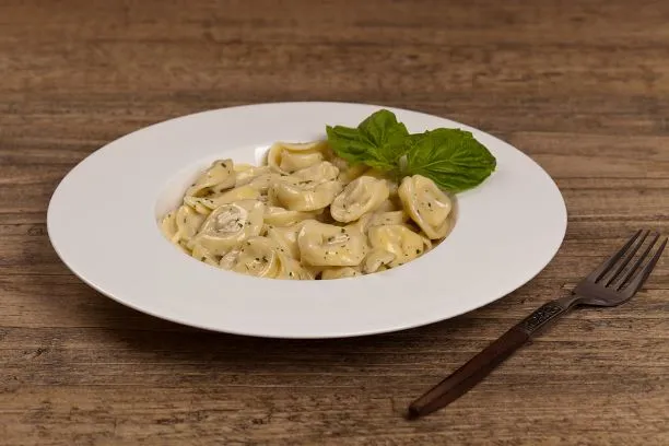 Tortellini Carbonara Tortellini Carbonara