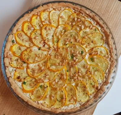 Zucchini Tarte Sie findet die schmeckt so lecker und man kann wunderbare Gerichte damit zaubern