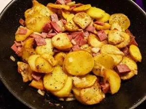 Klassisches Bauernfrühstück Klassisches Bauernfrühstück