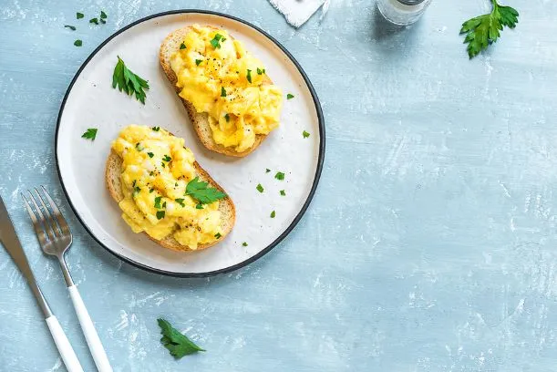 Eierspeisbrot zum Frühstück Eierspeisbrot Zum Frühstück