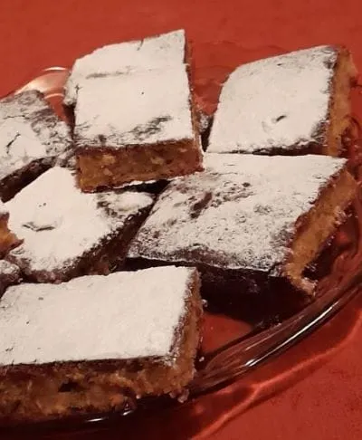 Zucchini Apfelkuchen Durch Zucchini, Apfel und Öl wird dieser Kuchen besonders saftig