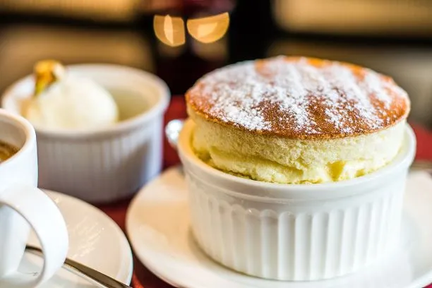 Soufflee mit Grand Marnier ein Klassiker der französischen Küche