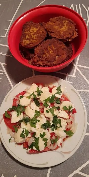 Altes Brot mit Ei gebraten