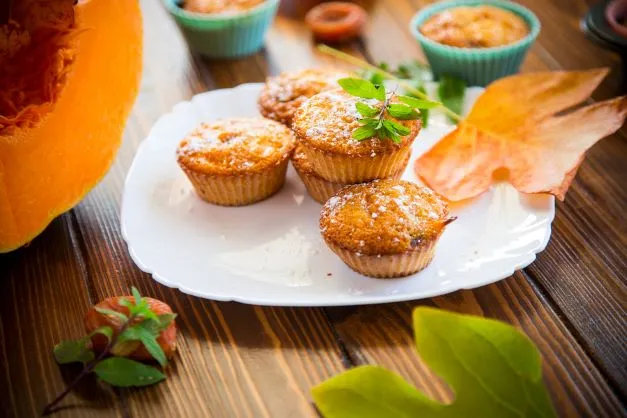 Süße Kürbis Muffins Süße Kürbis Muffins sind in der Herbstzeit unglaublich beliebt