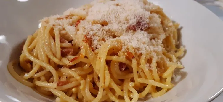 Ju Ta's Versuch einer Carbonara Ju Ta's Versuch einer Carbonara