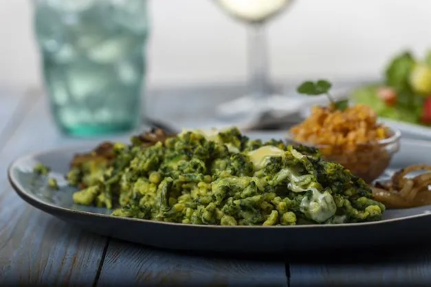 Omas Spinatspätzle Auch zu einfachen Gemüsegerichten passen sie sehr gut