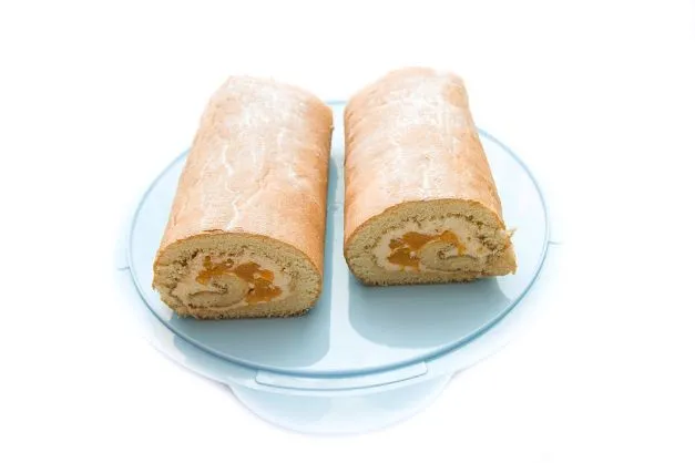 Mandarinen Biskuitrolle Der perfekte Teig für diese Mandarinen Biskuitrolle