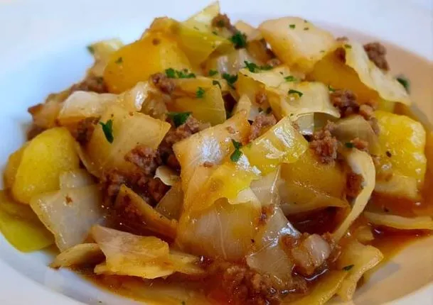 Kohl Hack Topf Eine Rezeptidee für einen besonders leckeren Kohl Hack Topf