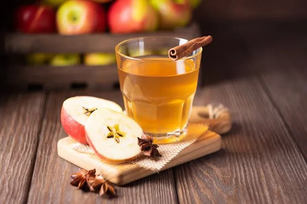 Heißer Zimt Apfelsaft Heisser Zimt Apfelsaft