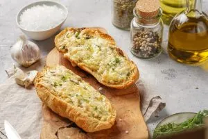 Knoblauch Butterbaguette Knoblauch Butterbaguette