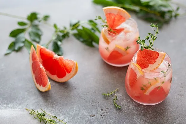 Grapefruit Cocktail Grapefruit Cocktail