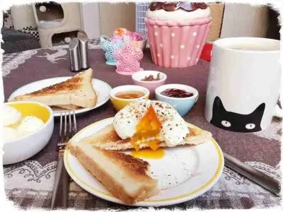 Pochiertes Ei auf Toast Pochiertes Ei Auf Toast