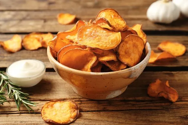 Süßkartoffelchips eine tolle Alternative zu normalen Kartoffelchips
