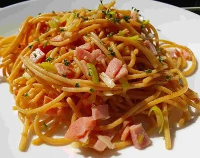 Spaghetti Salat Dieser Spaghetti Salat ist Angi Bienecks persönlicher Liebling