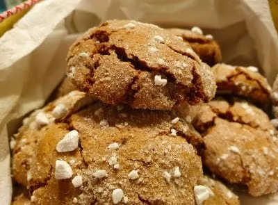 Brotlaibchen Der Geruch beim Backen einmalig