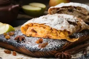 Apelstrudel mit Zimt Apfelstrudel Mit Zimt