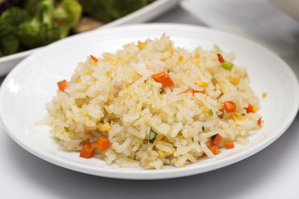 Reis mit Ei und Butterkarotten